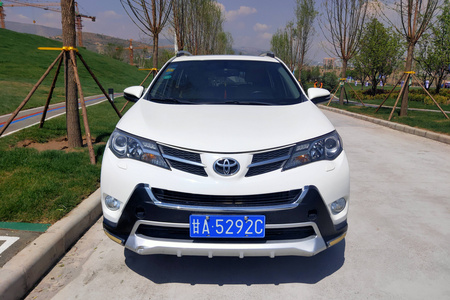 白银二手丰田RAV4荣放 2013款 2.5L 手自一体 精英版