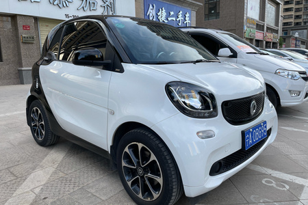 石嘴山二手smart fortwo 2015款 1.0L 52千瓦硬顶激情版
